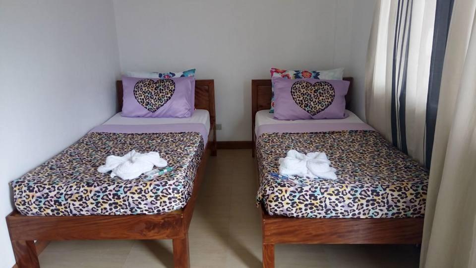 Florabells Iraya Guest House - Batanes Basco 外观 照片